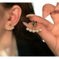 Aretes de Corazón y contorno tipo Perlas Blancas para Dama - comprar en línea