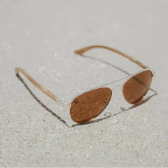 Lentes de Sol Aviador Aquila Café Oscuros & Patillas de Madera - Polarizados UV400 Unisex - PANDAS® Lentes de Sol para Mujer y Hombre Polarizados de Madera y Bambú