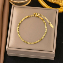 Pulsera Trenzada de Acero Inoxidable Chapado en Oro de 18K para Dama - PANDAS® Lentes de Sol para Mujer y Hombre Polarizados de Madera y Bambú