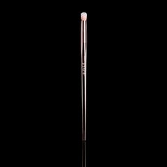 ROSÉ: Brocha para contorno de ojos en internet