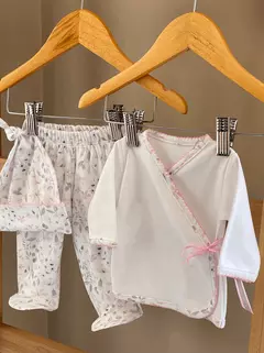 Ajuar 3 piezas, Algodón Pima, ESTAMPA ANTONIA. - comprar online