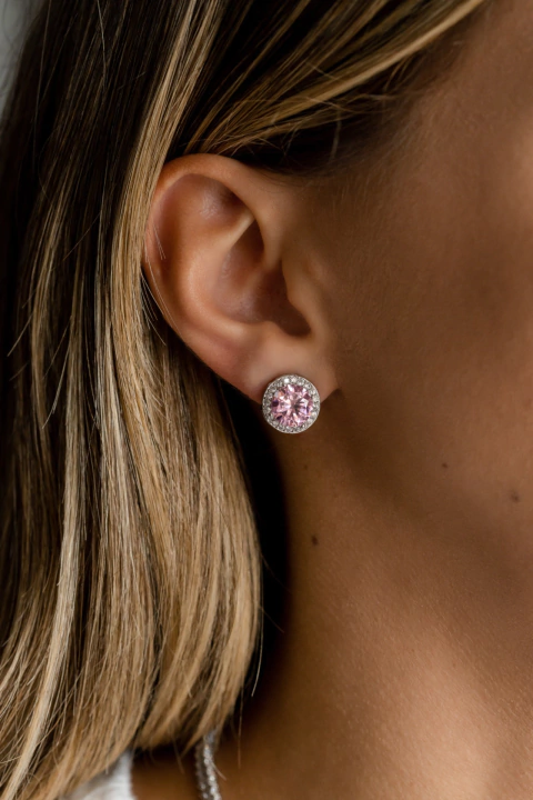 Brinco botão kunzita ródio