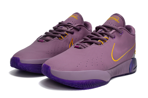 LeBron 21 'Violet Dust'