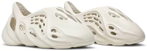 Yeezy Foam Runner 'Ararat'