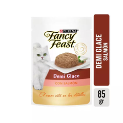FANCY FEAST Pouch Demi Glace Salmon 15 X 85g - comprar online