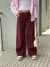 Pantalón jeans wide bordo