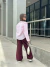 Pantalón jeans wide bordo en internet