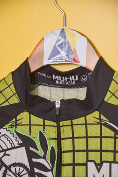 (G) Blusa Muhu ciclismo