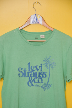 (M) Levis tee - 3 brechó