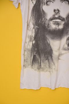 (G) Jesus trashed na internet