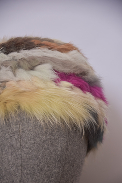 Gorro de pelos na internet