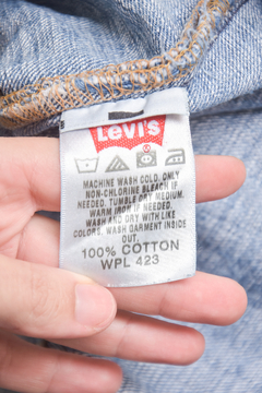 (50) Levi’s 501