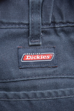 (44) Calça Dickies na internet