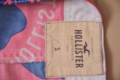 (40) Bermuda Hollister