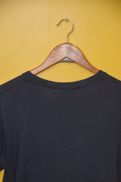 (M) Camiseta Corona - 3 brechó