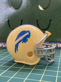 Mini capacete Bills na internet