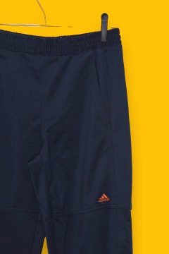 Calça Adidas vintage na internet