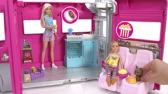 BARBIE DREAM CAMPER - CARAVANA HCD46 en internet