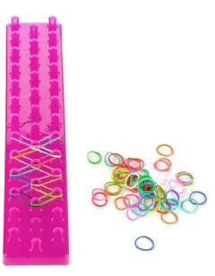 JULIANA PULSERAS MAGIC LOOMS LARGE en internet