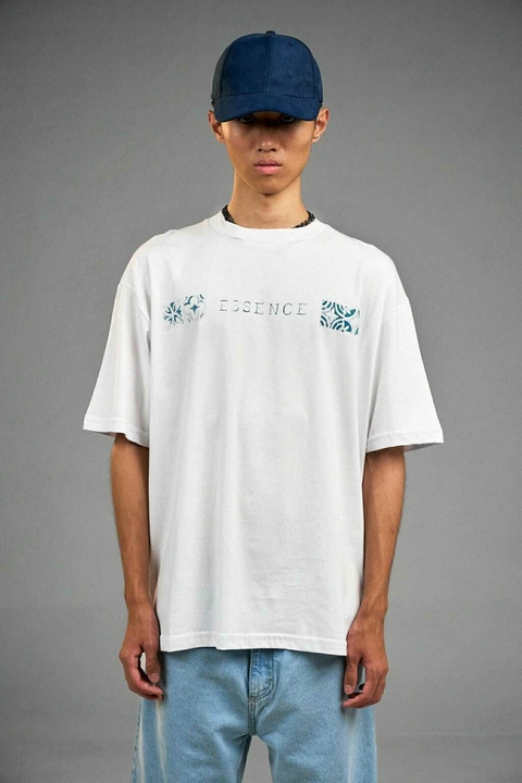 Remera ESSENCE Blanco 032
