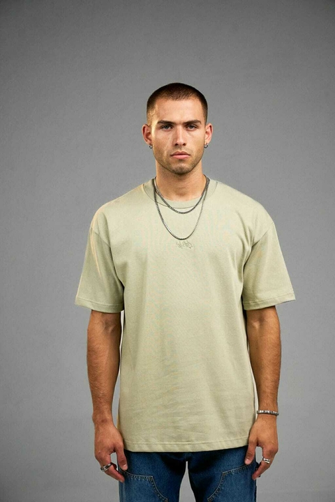 Remera WARD GRAFF Olivo 035