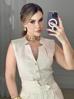 Blusa Clara Linho Assimétrica