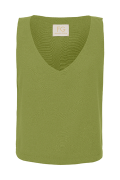 Camiseta Decote V - Verde Matcha