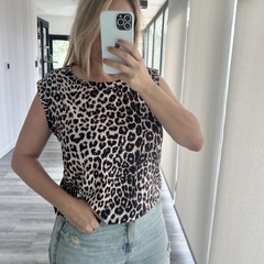 Remera Some Leochall - comprar online
