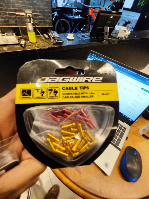 Terminal para Cabo Jagwire contem 30 terminais - comprar online