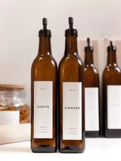 ACEITERA AMBAR CUADRADA 500 ml x UNIDAD