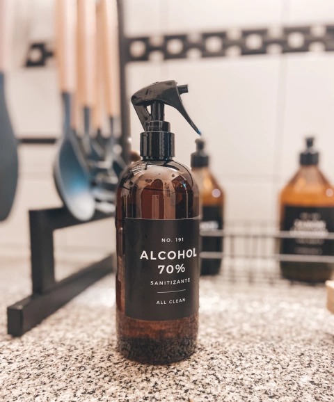 GATILLO PET AMBAR ETQ NEGRA ALCOHOL 70