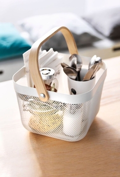 Imagen de CANASTA CUADRADA DE METAL MANGO DE MADERA CHICA