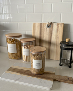 RECIPIENTE 900 ml REDONDO ACRILICO TAPA MADERA - comprar online