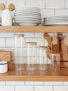 RECIPIENTE 900 ml REDONDO ACRILICO TAPA MADERA - Mama al Mando