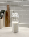 BOTELLA ACRILICA PARA LECHE DE SACHET