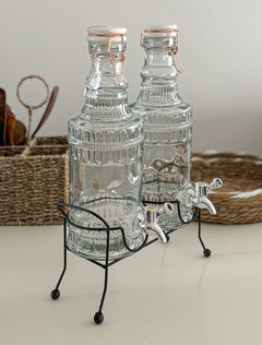 SET DE DISPENSERS BEBIDAS CON BASE 2 litros