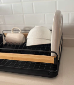 SECA PLATOS BLACK CON LÍNEA BAMBU en internet