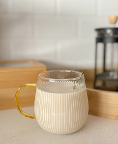 TAZA DE VIDRIO RAYITAS 350 ml