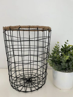CESTO DE ALAMBRE C/ BORDE YUTE 28 cm