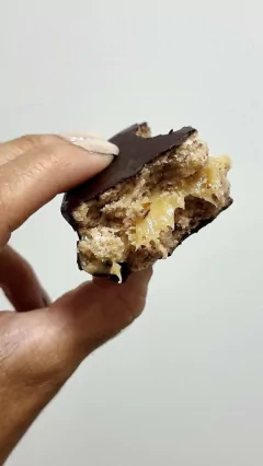 Alfajor keto toffe de coco - NUTRIRTE ALIMENTO MEDICINA - comprar online
