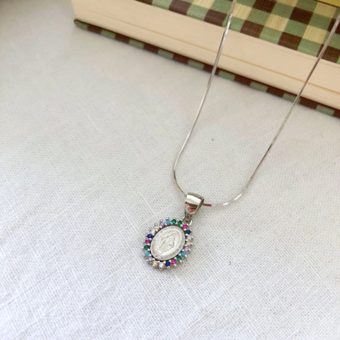 Colar medalha nossa senhora milagrosa em prata rodinada