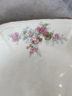 Prato de bolo em porcelana inglesa na internet