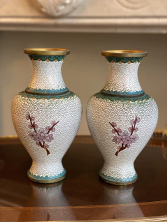 Par de vasos em cloisonné na internet
