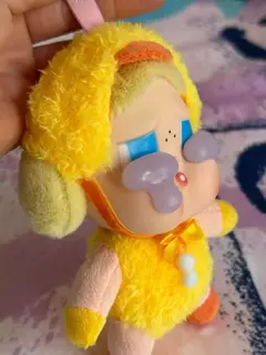 Cry baby labubu en caja sorpresa