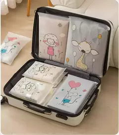 Set x 4 bolsas organizadoras en internet