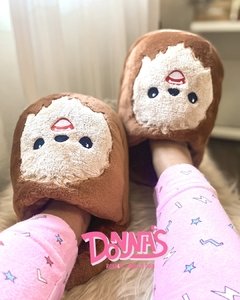 Pantuflones Bordados Personajes - comprar online