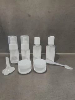 Set de envases + Neceser rígido - comprar online