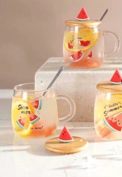 TAZA CON TAPA VIDRIO SANDIA - comprar online