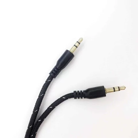 CABLE DE AUDIO AUXILIAR 3,5MM (COD: 10900603/10900506/10900151)