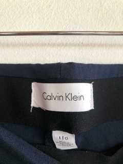 Pantalon azul Calvin Klein en internet